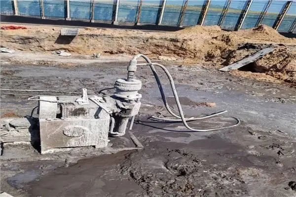 方城水泡基础注浆加固